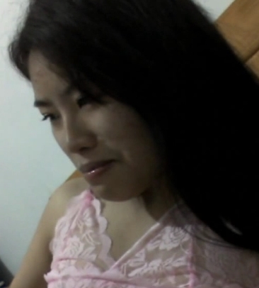 大二学生情侣在教室和宿舍悄悄打扑克