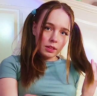 推特欧美可爱童颜妹子《AquaRi》视频合集