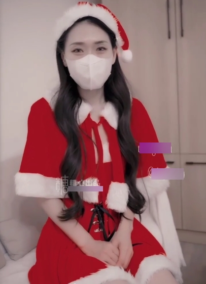 自行收集堪比私人订制的多女神圣诞特辑