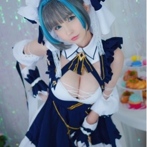 b站up主【碧蓝航线柴郡】魔法少女自玩流出