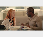 尼格爆炒L莉新作品：51分钟黑白画面观看下载