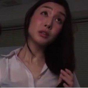 Twitter居家女孩和男友玩制服诱惑