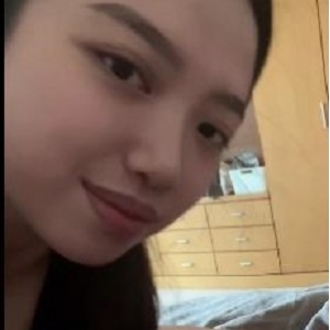 台湾健身猛女VivianaOF私拍视频曝光！84张图集，身材火辣表情包设计独特