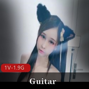 甜美变身！泰国男孩Guitar大长腿S劲自拍互动视频