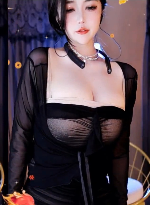 小燃燃直播万元定制节目,百度ED2K收藏量达178,高码率合集458g,琴哥嘲讽某人不顾家