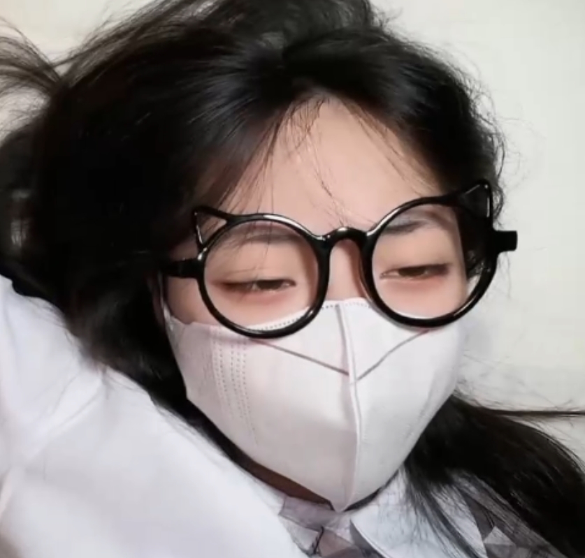 胖臀妹子91小奈最新合集46V14.8G,精彩cos秀