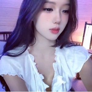 树屋轻调不纯学妹灵灵最新合集361V247G，剧情指教直播