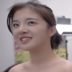 自行打包麻豆老片可爱林予曦最新合集5V2.07G，兄妹蕉谈花絮访谈