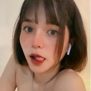 Onlyfans反差女神pimnalin顶级私拍合集80V2.6G，三人游百度盘，长久有效