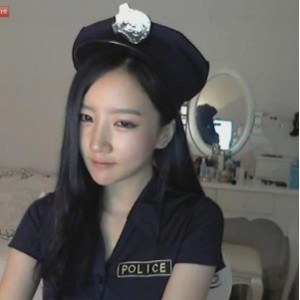 韩国女主播珍稀如懿最新作品1V1G，独家直播录像