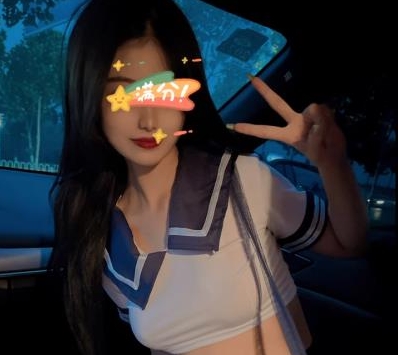 网红某推高颜值妹子luyuan258鹿苑最新合集1V1G，甜美自拍