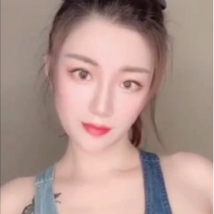 onlyfans国人UP主剧情妮可nicolove最新合集1V小，精彩演绎