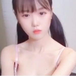 妹子控福音，18岁刚刚成年的一级优质小妹子最新合集1V1G，纯真可爱