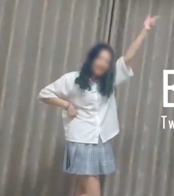 户外查小理勾引路人最新合集9V30.4G，精彩瞬间收藏