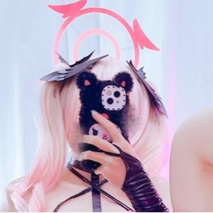 美女coserAyame福利合集32V1.95G，百度ED2K收藏148