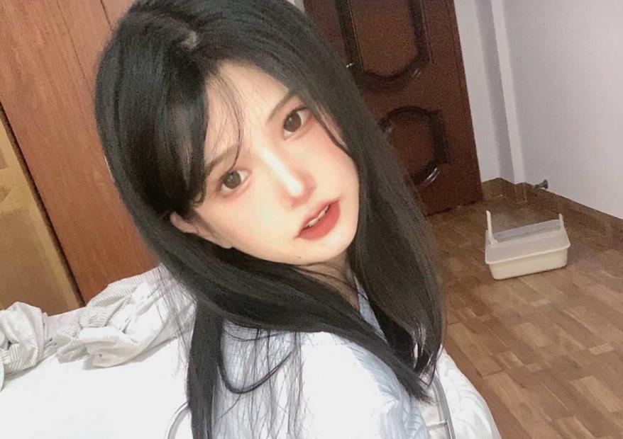 推特高颜倦倦喵COSER@TiTi私拍合集1部1.2G，身材一绝，白皙美腿