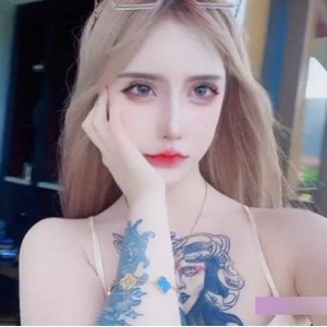 抖音金伊娜吃瓜1V42M超辣