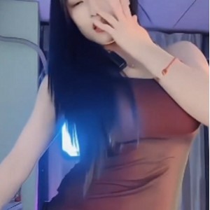 快手香菜辣定制5V香艳私播