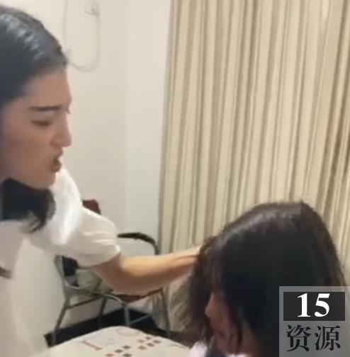 漂亮美女被抽耳光作品一部