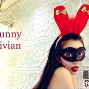 推特网红爱丝Vivia姐圣诞作品一部