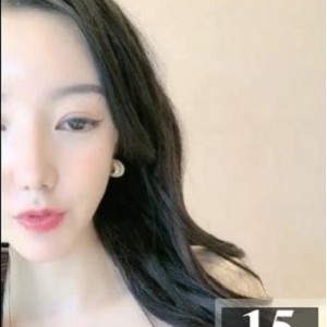 小奶猫-西湖边的美人-直播视频回放【2v/535mb】