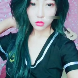 岩岩妹妹快手辣舞43V合集306M热辣