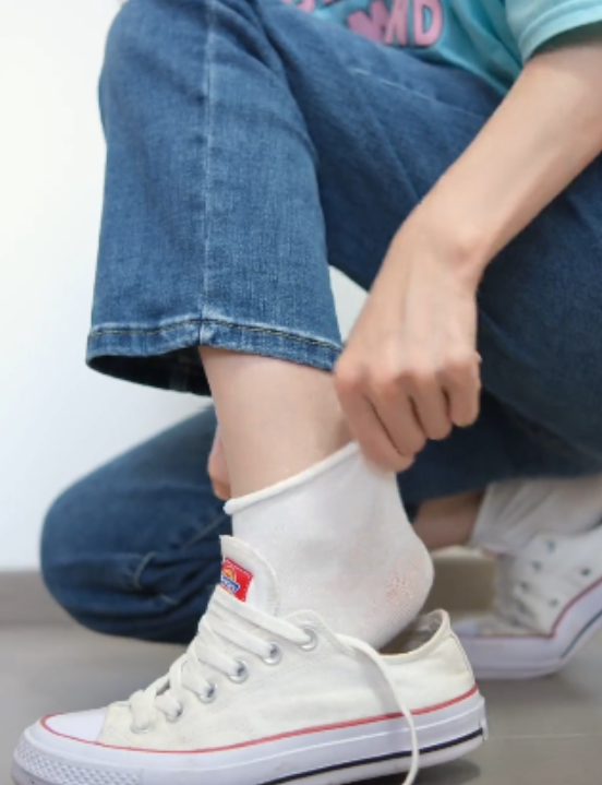 抖音步里丝袜合集300部2.65G太诱人了