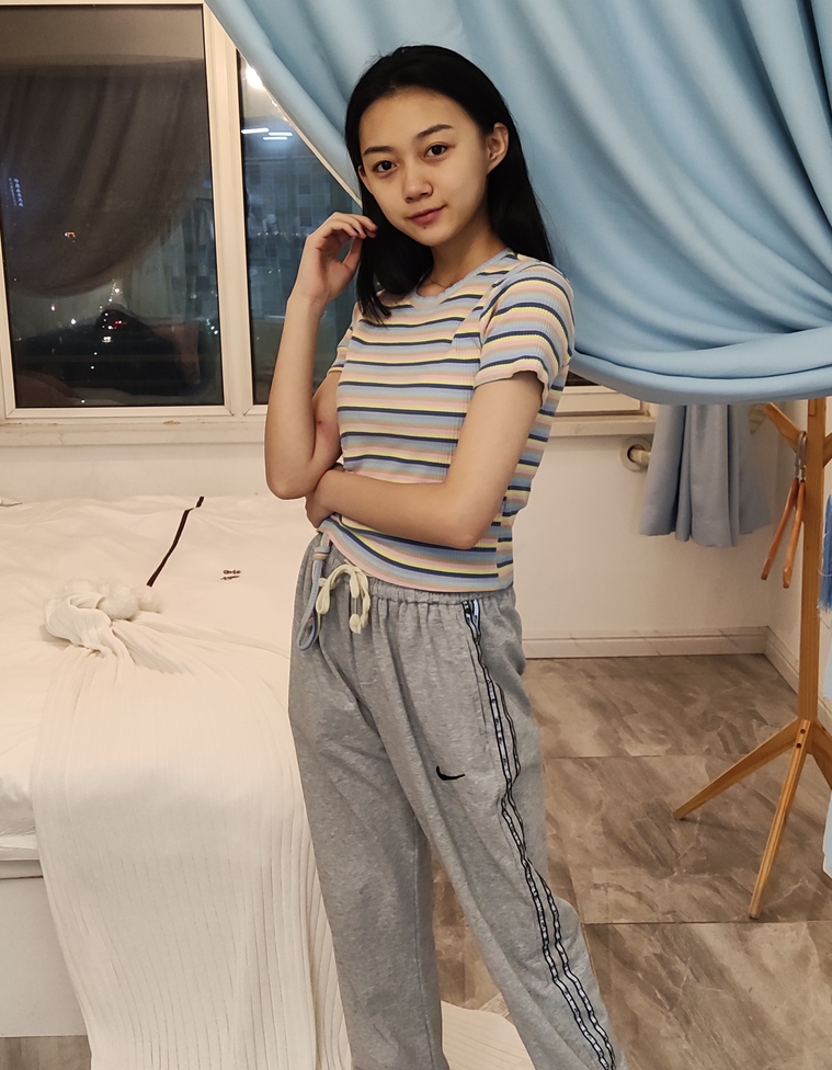 推特刘兵校园约拍照片合集30部19.5G太撩人了