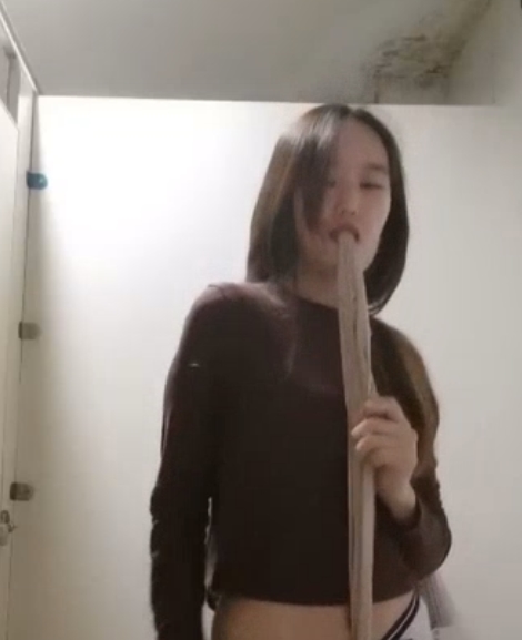 推特雪儿粉合集15.6G隐秘诱惑65部