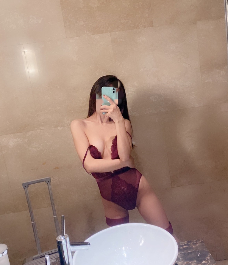 推特热舞Wisteriawon性感合集26部1.44GB