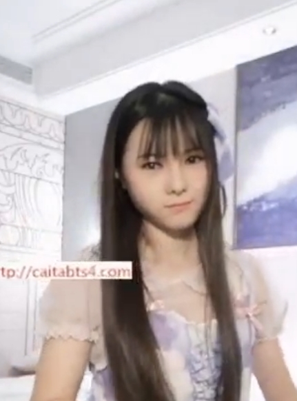 胭脂厕福利合集29.9G蜜桃臀