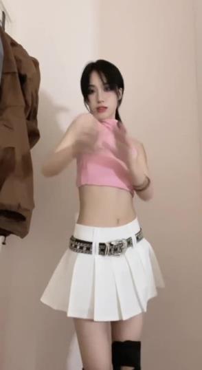 云端热舞胡可煊翘臀教学视频合集87部48G