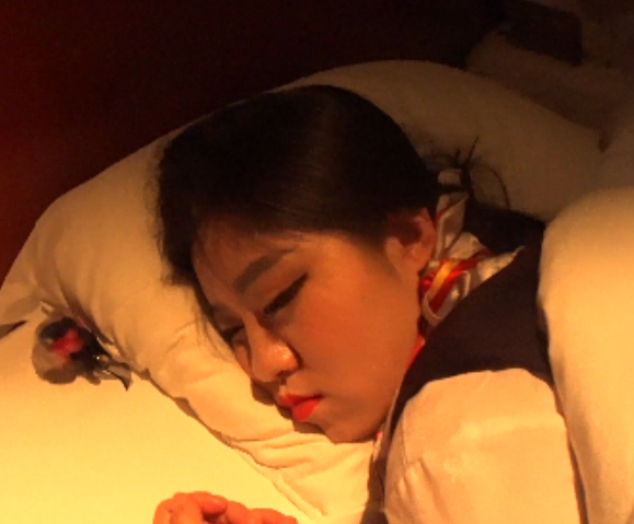 快播三人组空姐互动全集10v21.4G真带劲儿