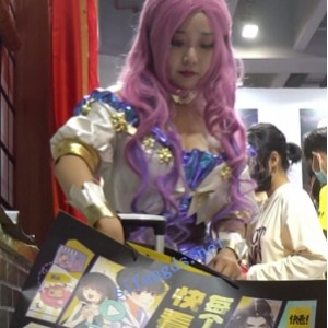 推特点赞xxn145偶像cos超珍藏1部357MB