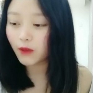 快手小毒甜户外直播合集8部7.4G，大罩杯湿身闪现福利