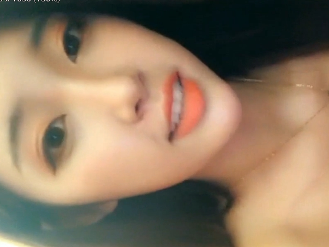 易直播丽柜筱筱舔脚合集12部6.5G,精彩不容错过