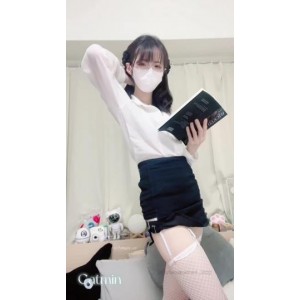 百度盘catmint_薄荷台湾飞机场嫩妹OF新作合集18.4G