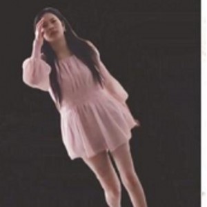 高跟少妇购物中心24V资源1.92G精品