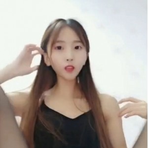 奥利圆妹快手一字马42部441M浴室天花板