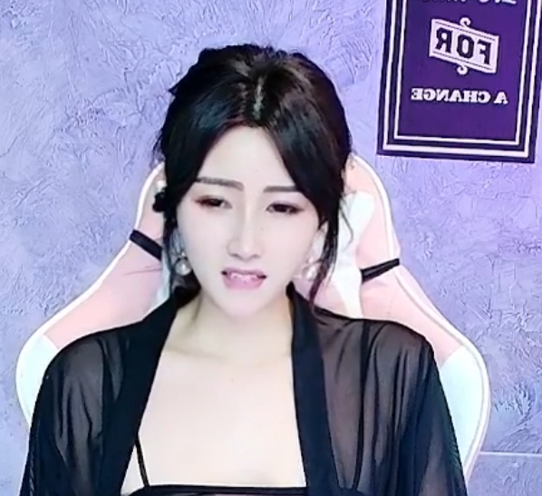 推特颜值御姐hhkkuu123有尺度合集76部78G优质蜂腰