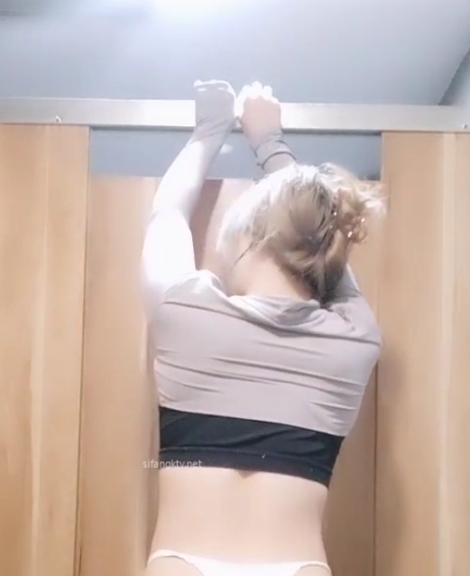 桃桃健身房优质视频555v284G超弹翘臀