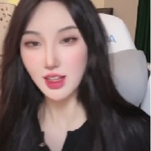 抖音快手莉莉酱某处闪现合集206部2.5G太敢了