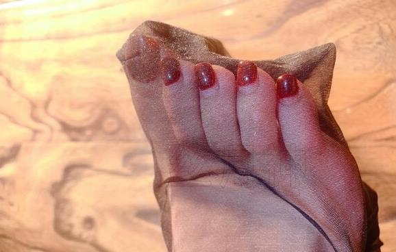 推特丝月神足系列合集4.6G黑丝の极致诱惑