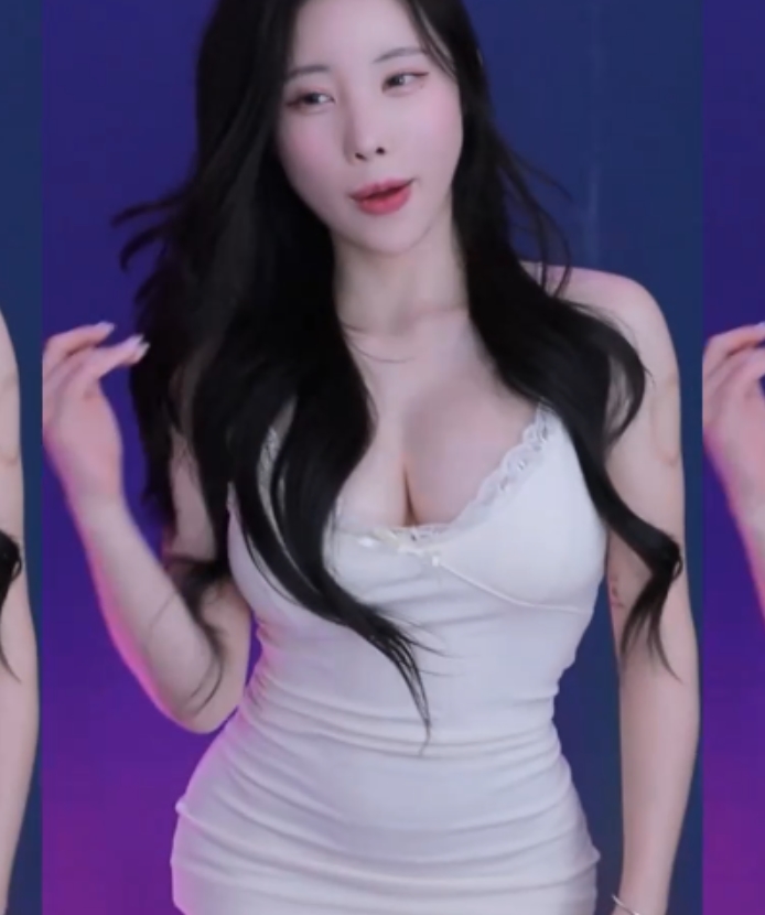 B站金玉羽裤里丝热舞合集10部2G蜜桃臀暴击