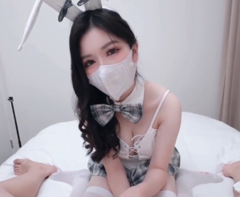 微博狐不妖剧情自拍5部1.6G蜜桃臀绝了