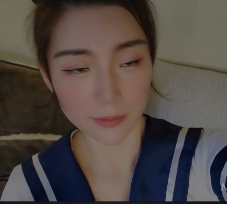 推特妮可151部私密视频合集53G狂野诱惑