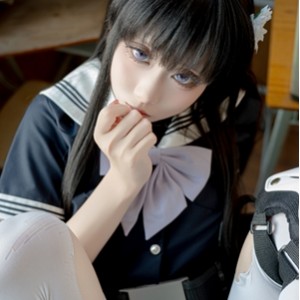 纸悦Etsu_ko绝密珍藏7套资源包5.8G浴室湿身