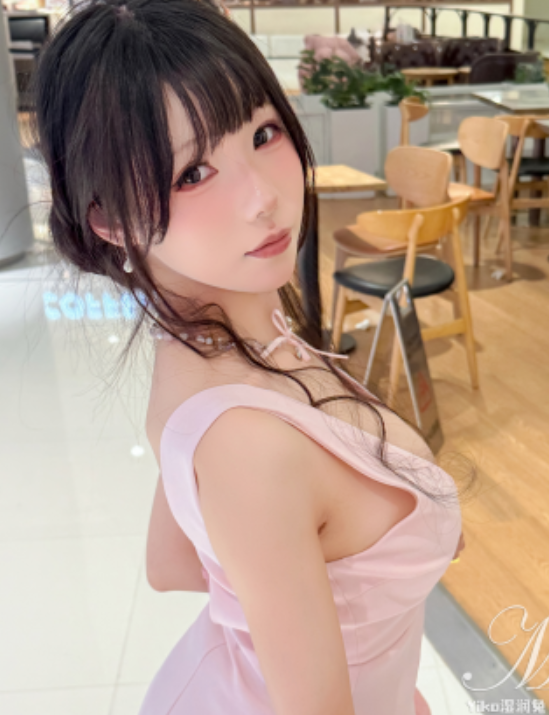 推特湿润兔4月作品合集6.86G决胜内衣太顶了