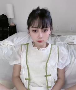 糖心黑猫露娜酱御姐自拍12V3G珍藏版