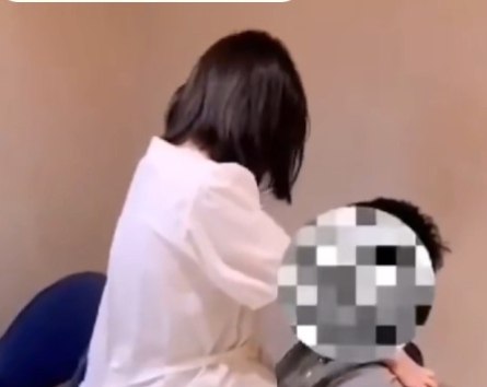 ROXY隐秘夫妻全集33部33.6G深夜揭秘